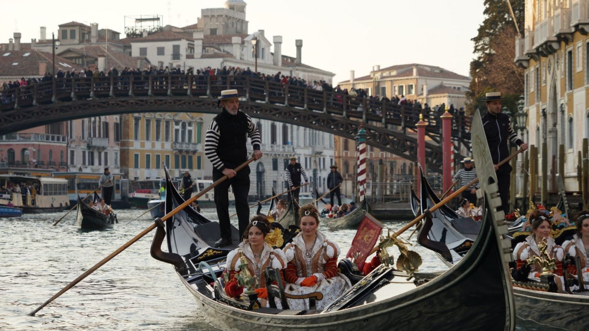 listing-details-carousel