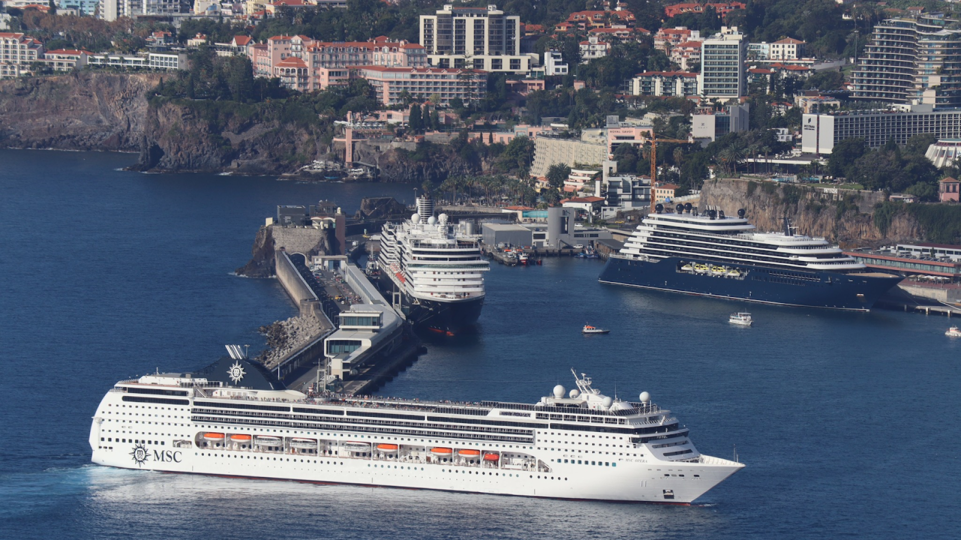 listing-details-carousel