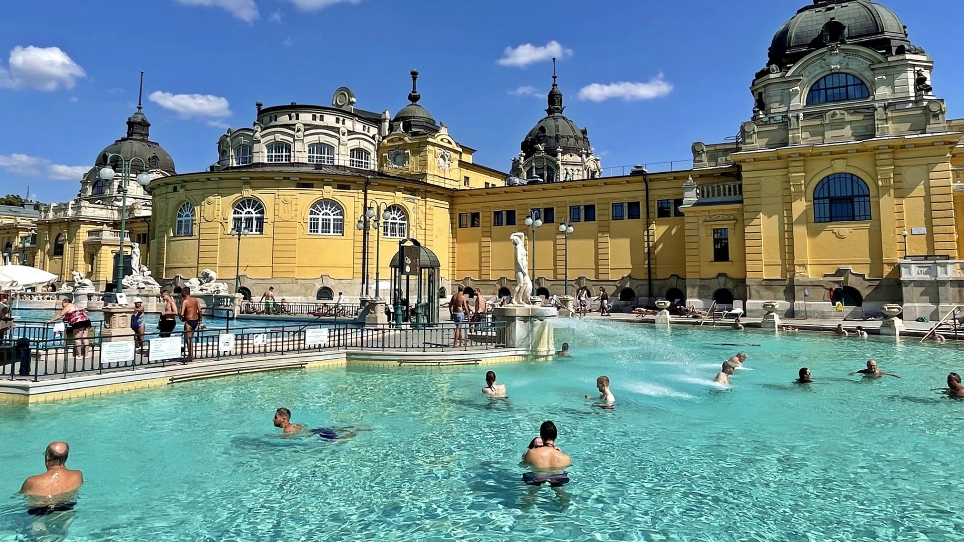 listing-details-carousel